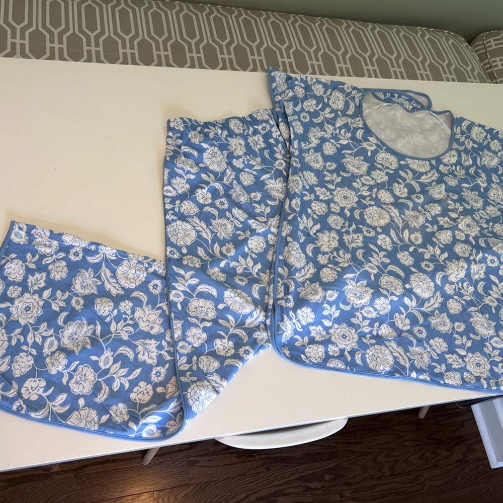 LAKE Blue floral long-short pajama set